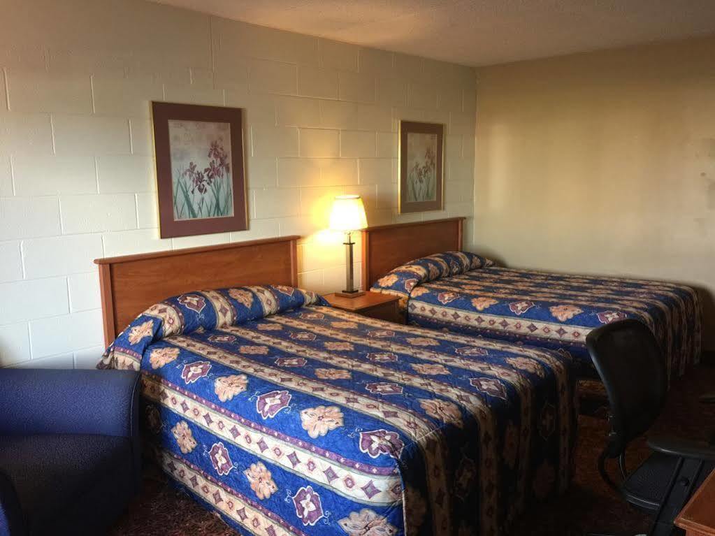 Country Host Motel Monee Dış mekan fotoğraf